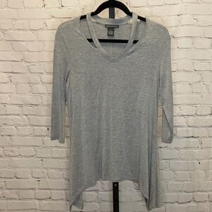 NWT Chelsea & Theodore Grey Shark Bite Hem Tunic